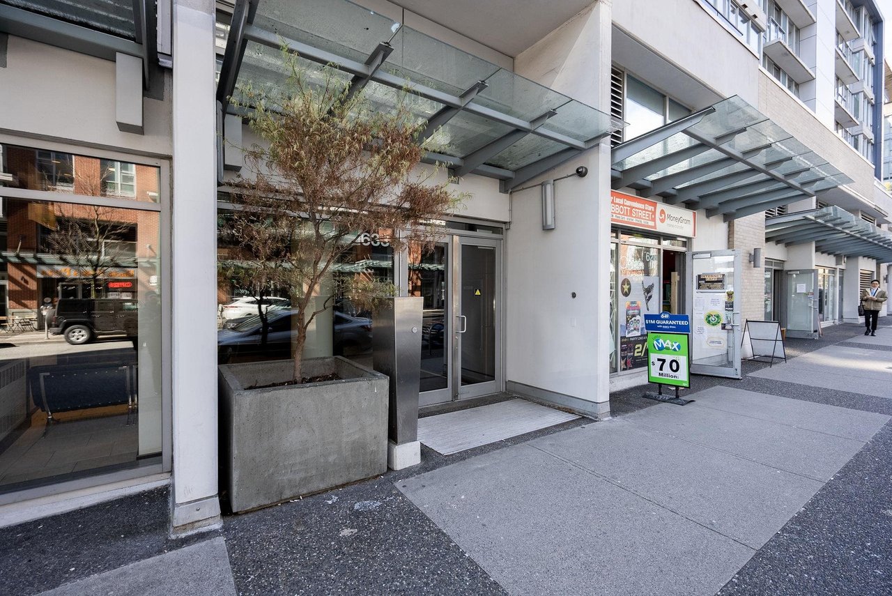 702-633 Abbott Street, Vancouver