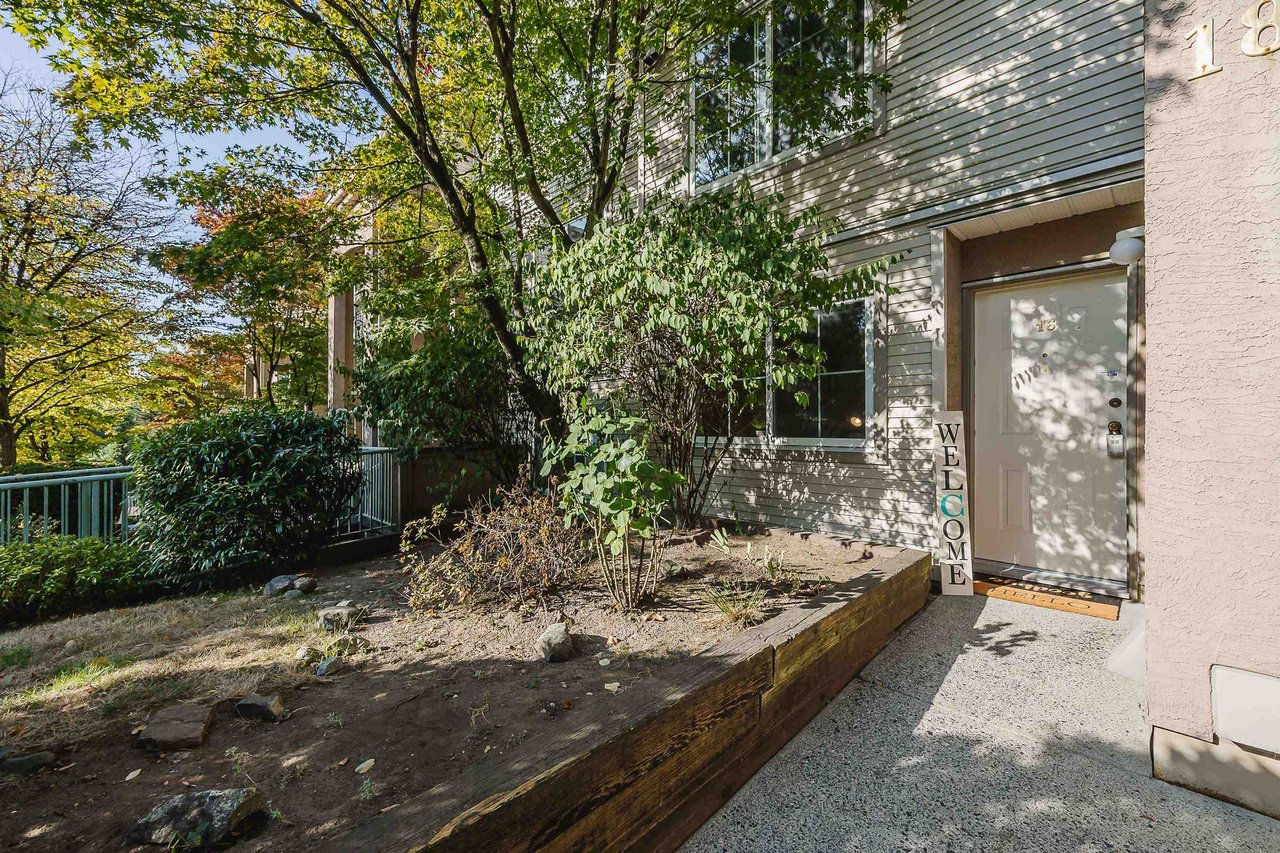 16-270 Casey St