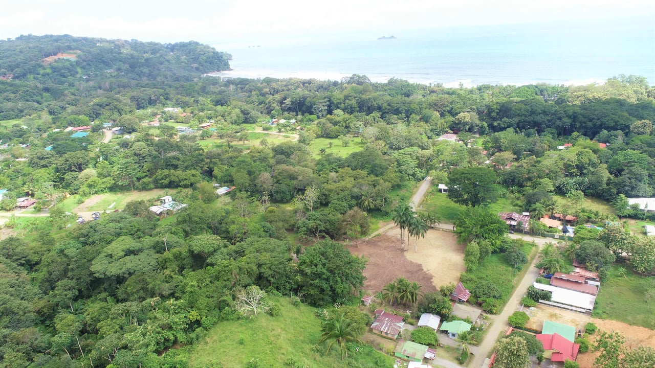 5000 Square Meter Lot, Residencial or Commercial, 400 Meters From the Beach.