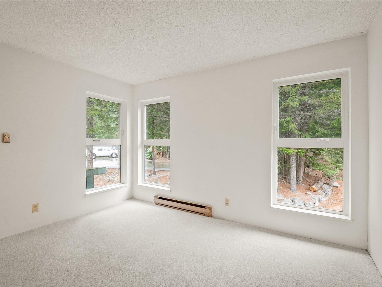 K105-1400 Alta Lake Rd