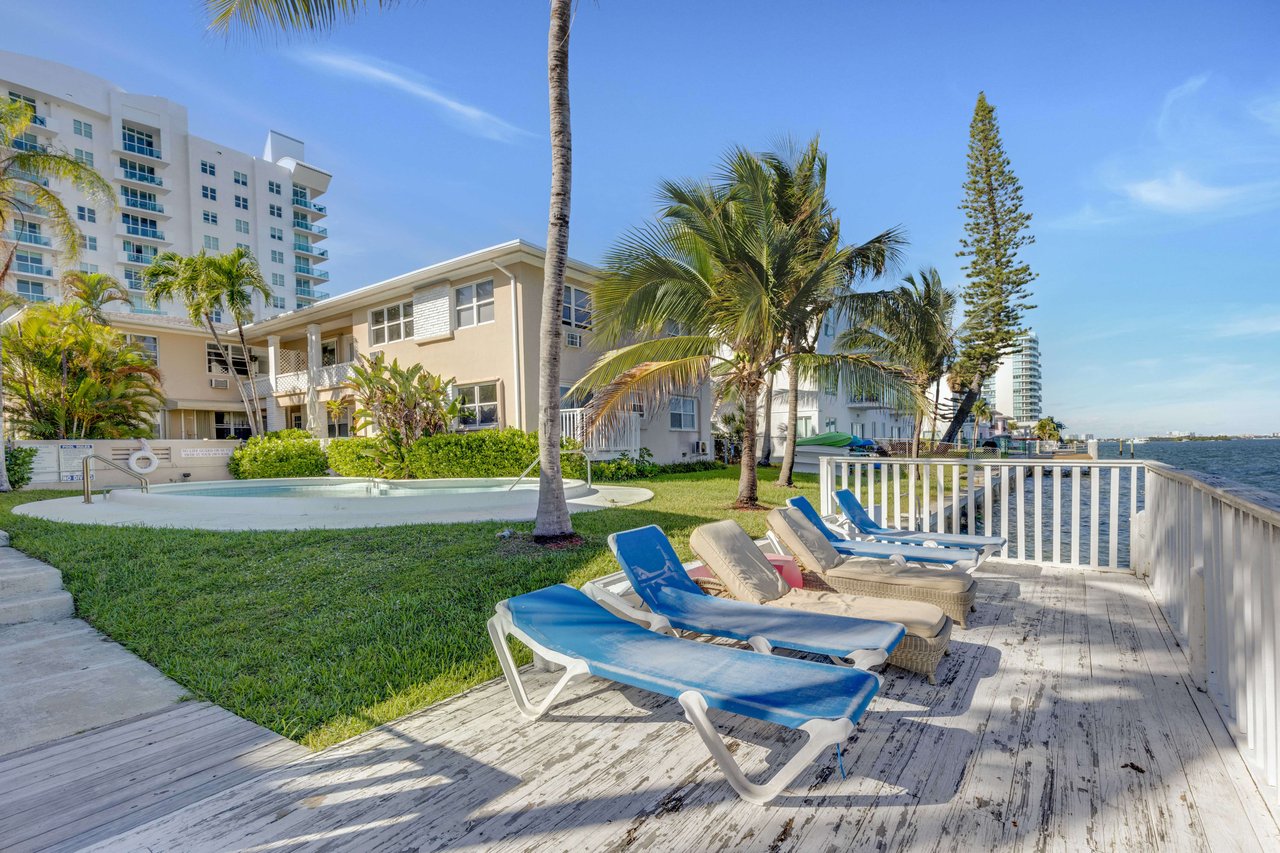7909 East Dr unit 204 