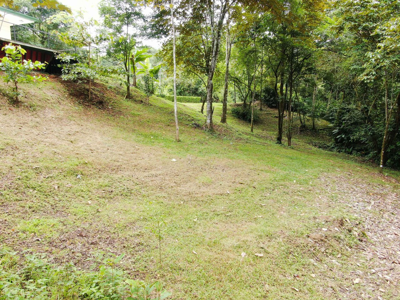  Affordable & Charming 1 bedroom Villa with Pool in gated community, immersed in the rainforest close to Quepos  