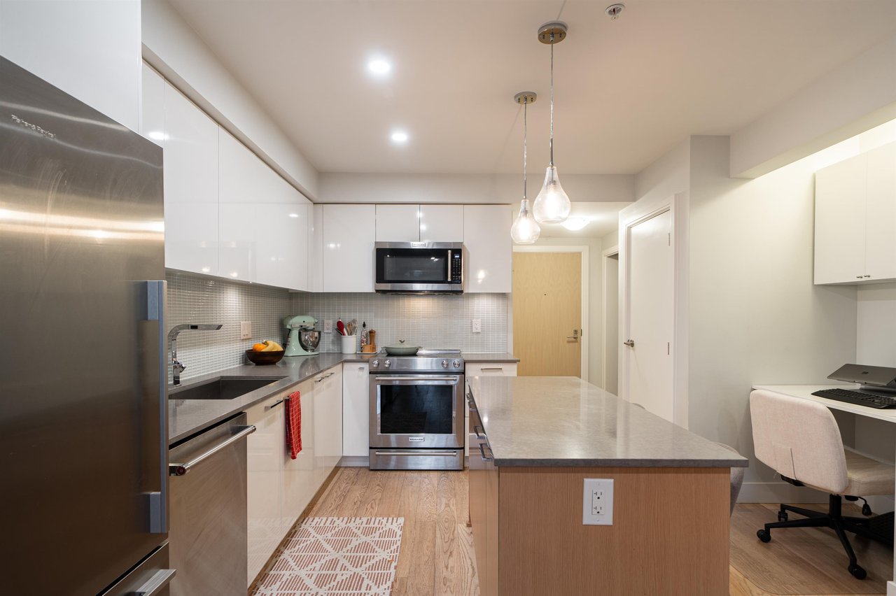 209-233 Kingsway