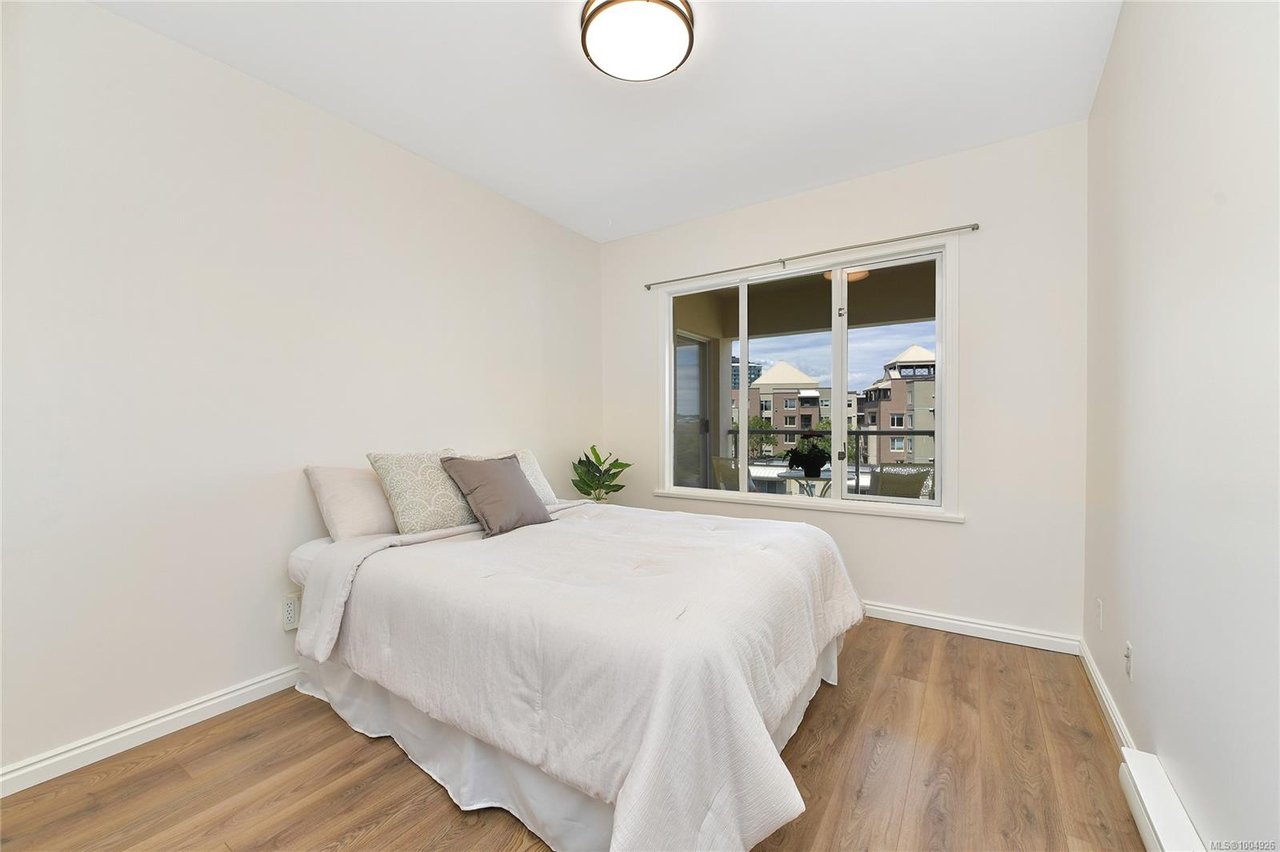 408-50 Songhees Rd
