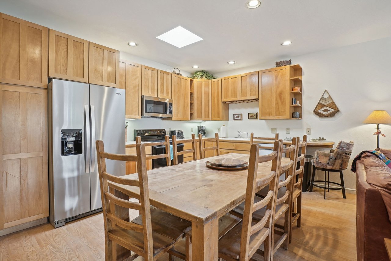 1403 Park Avenue #303