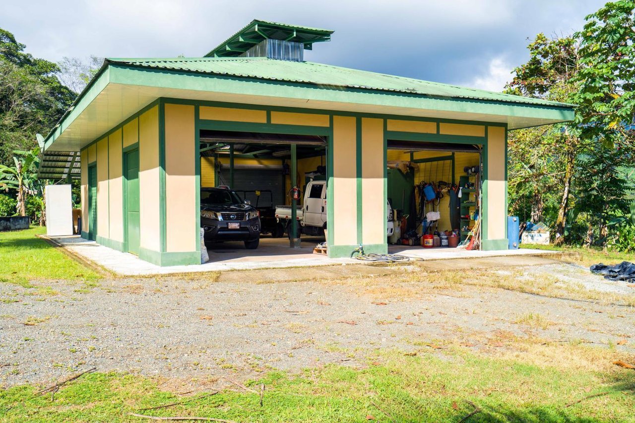 12.5 Acre Luxury Cacao Estate