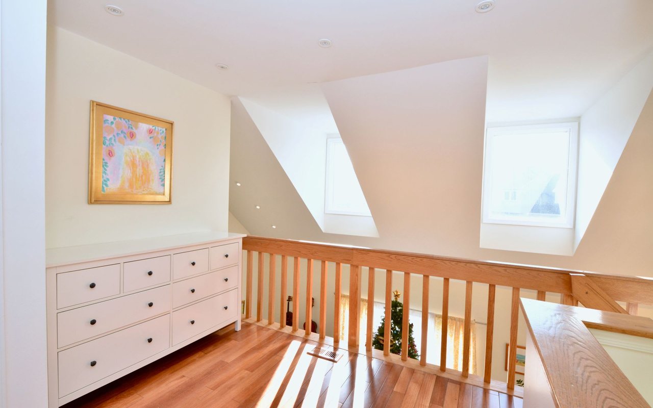 16 Lexington Ct