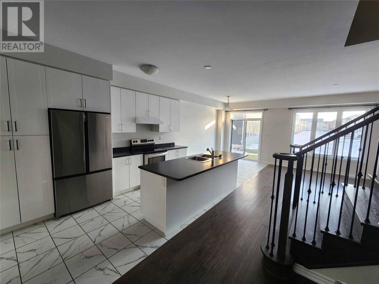 97 Rainbow Dr