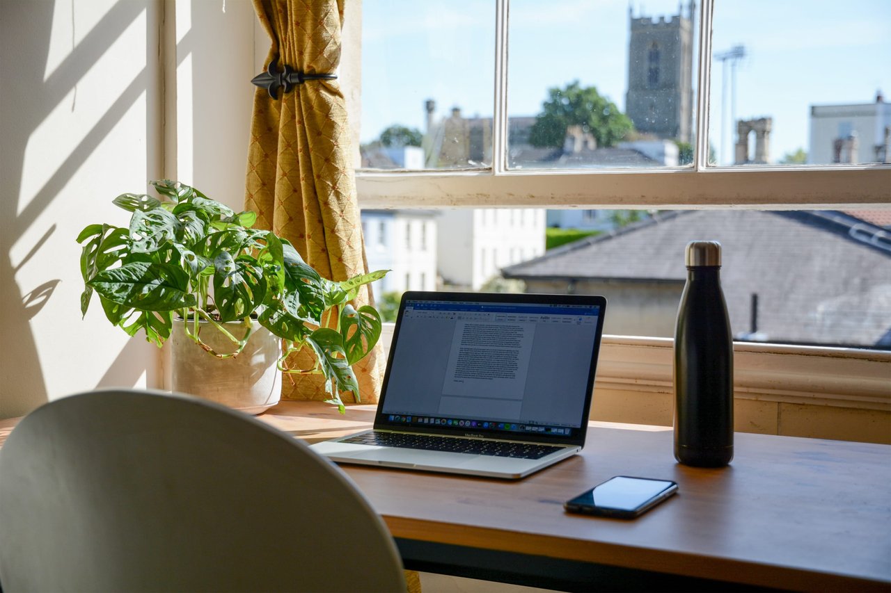 5 Ways to Keep Your Mind and Body Healthy While Working From Home