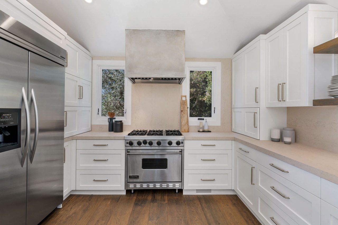Exceptional Contemporary Renovation