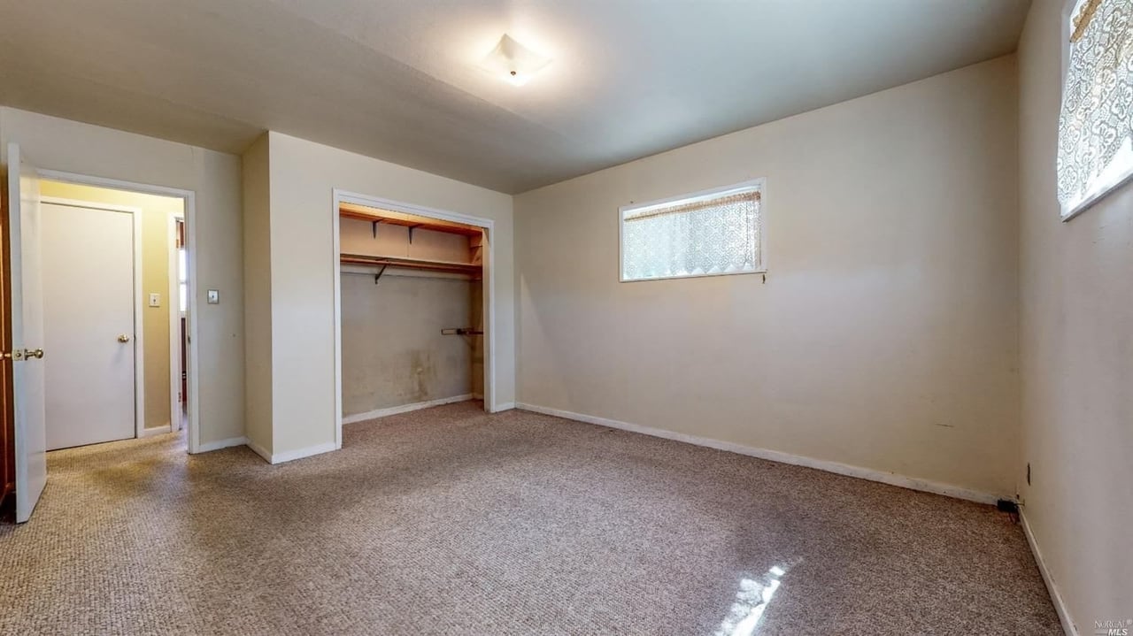 5 San Carlos Dr