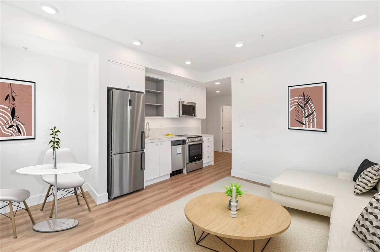 203 C-1224 Richardson St, Victoria