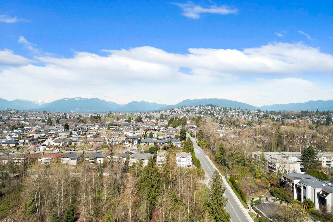 2405-4888 Brentwood Dr