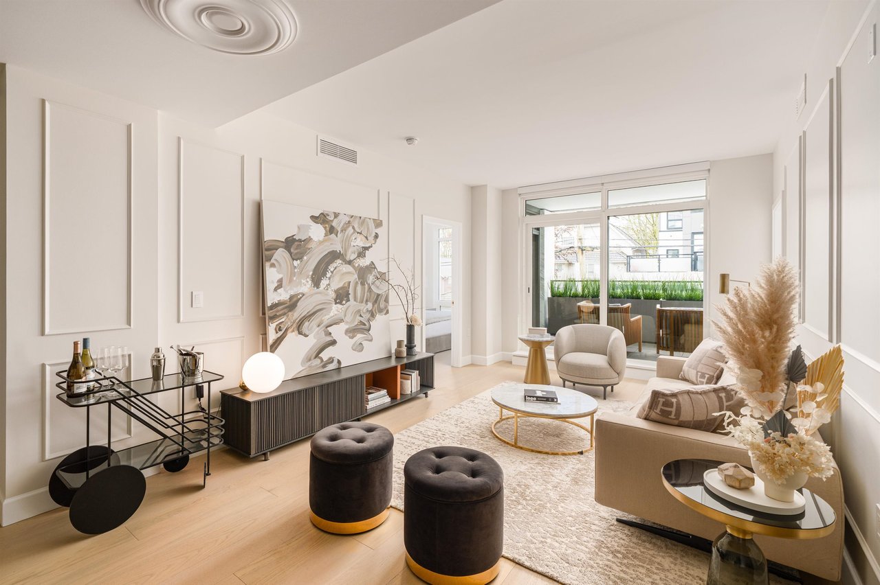 204-3668 W 10th Ave