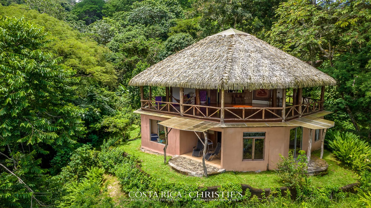 Eco-retreat and Wellness Center Amatierra