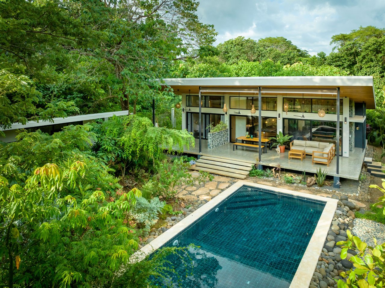 Casa Salomon | Two Stunning Houses and Expandable Land with Four Water Connections