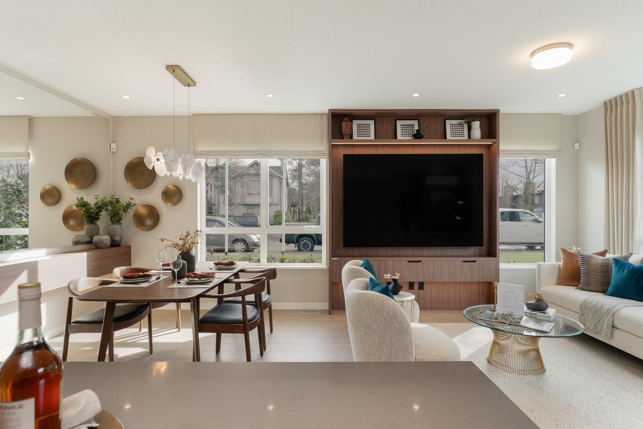 210-3128 Jago Wy