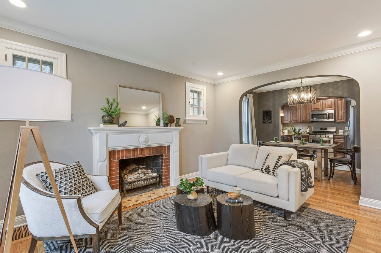 Chic Meets Functional in Des Peres