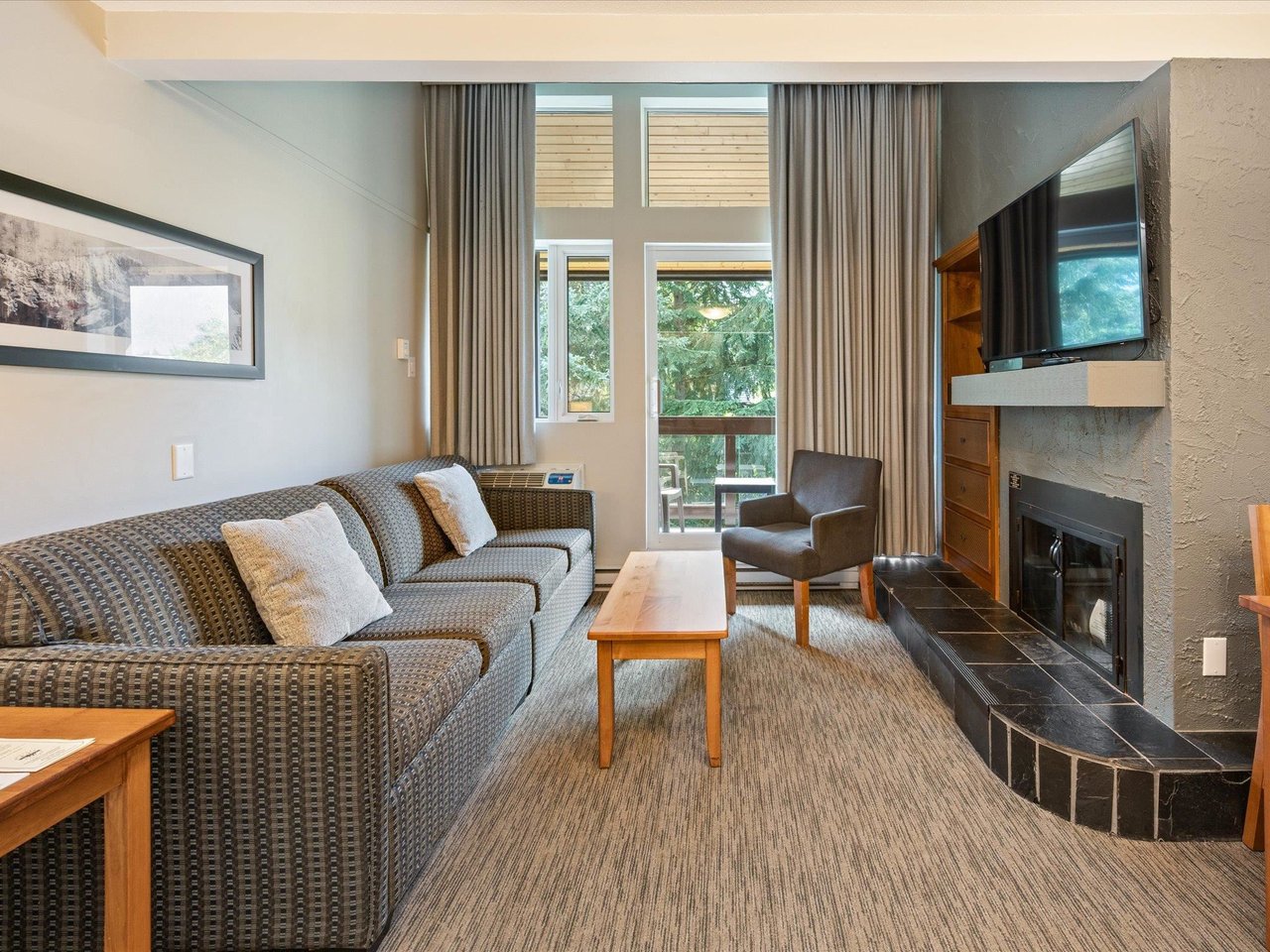 306-4420 Sundial Pl