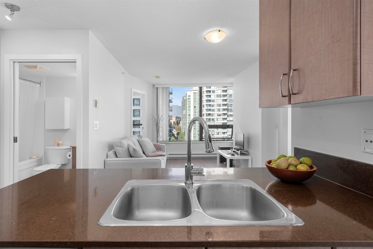 1505-977 Mainland Street, Vancouver
