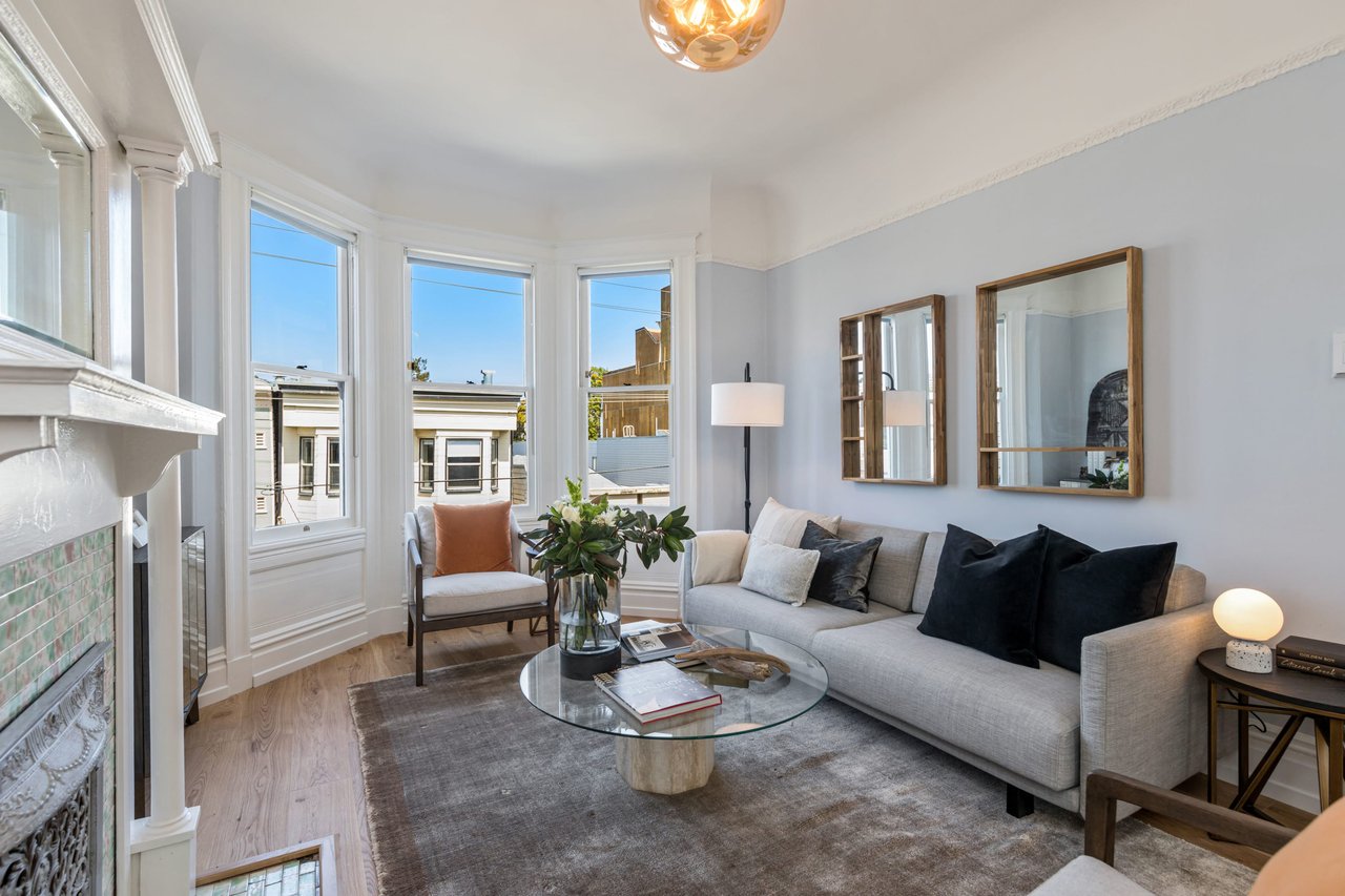 Top-Floor Two Bed Condo on 24th Street