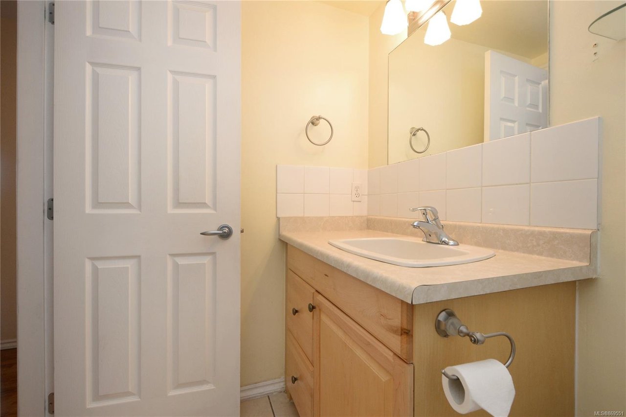 310-755 Hillside Ave