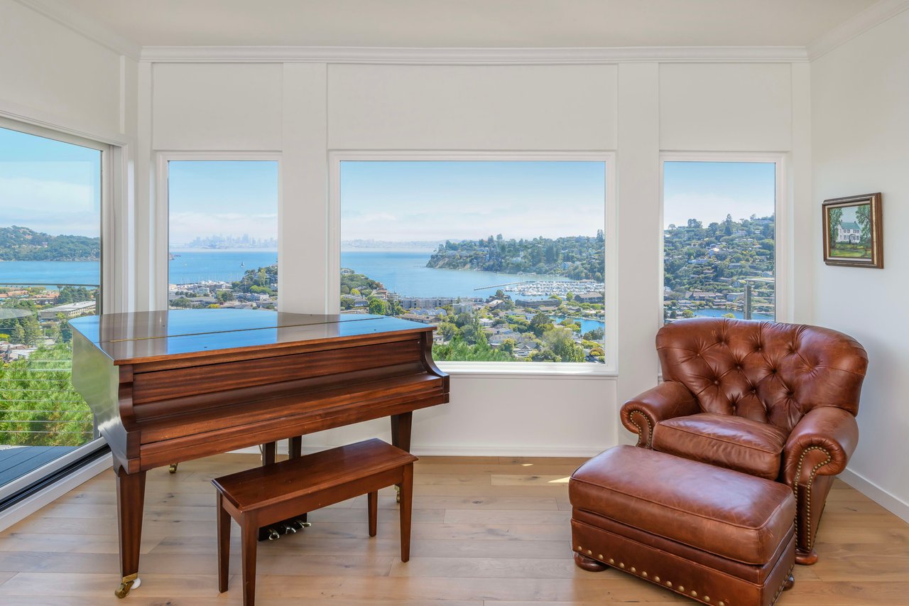 Stunning Single-Level Condo with World Class Views- Represented Seller