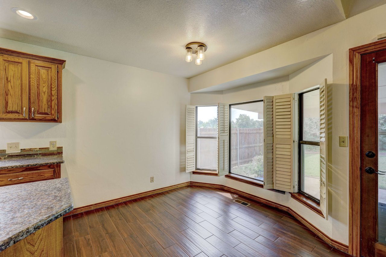 1205 Windsor Place