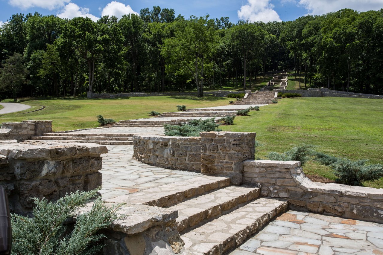 Belle Meade 
