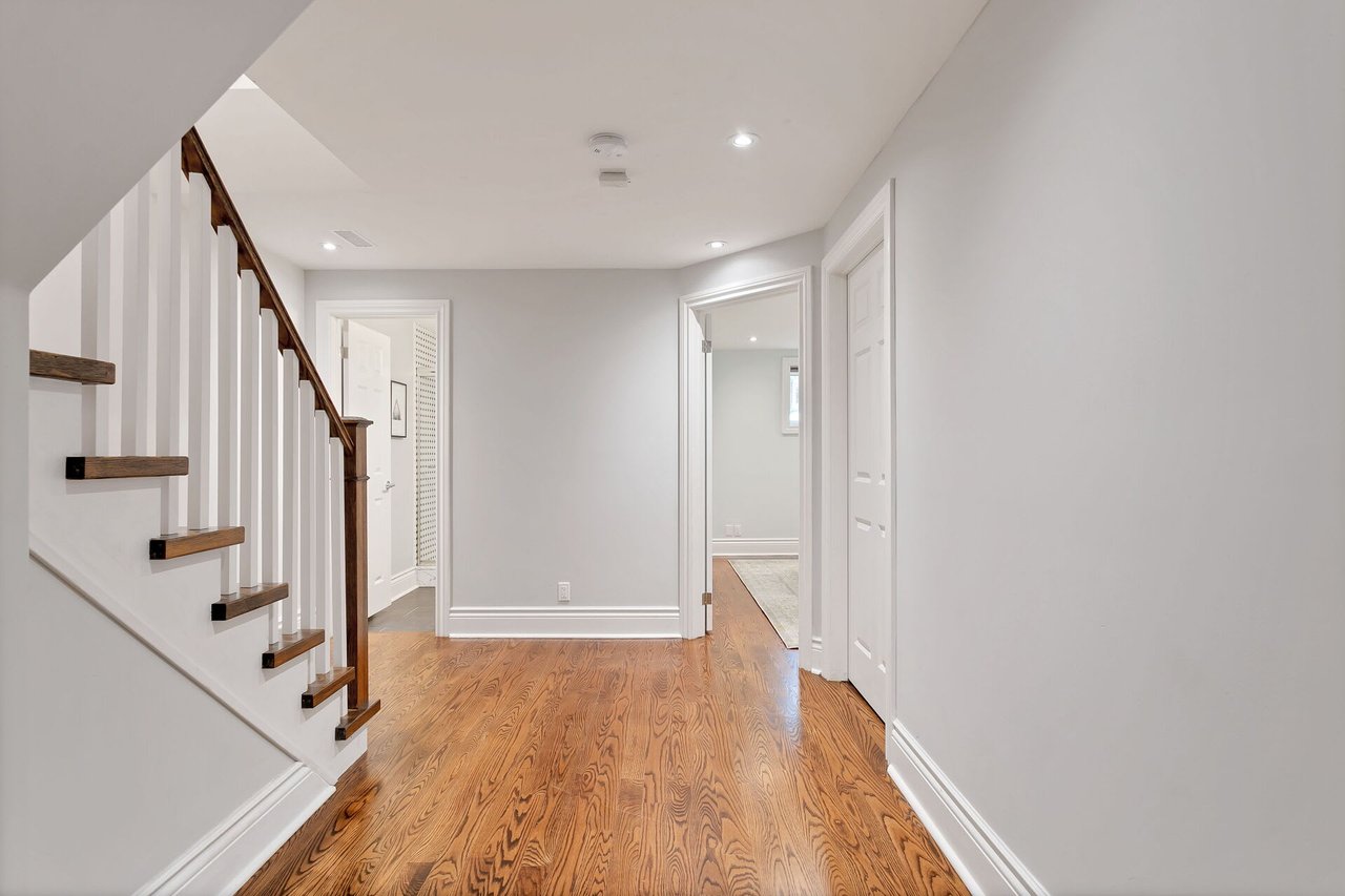 24 Ferncroft Dr