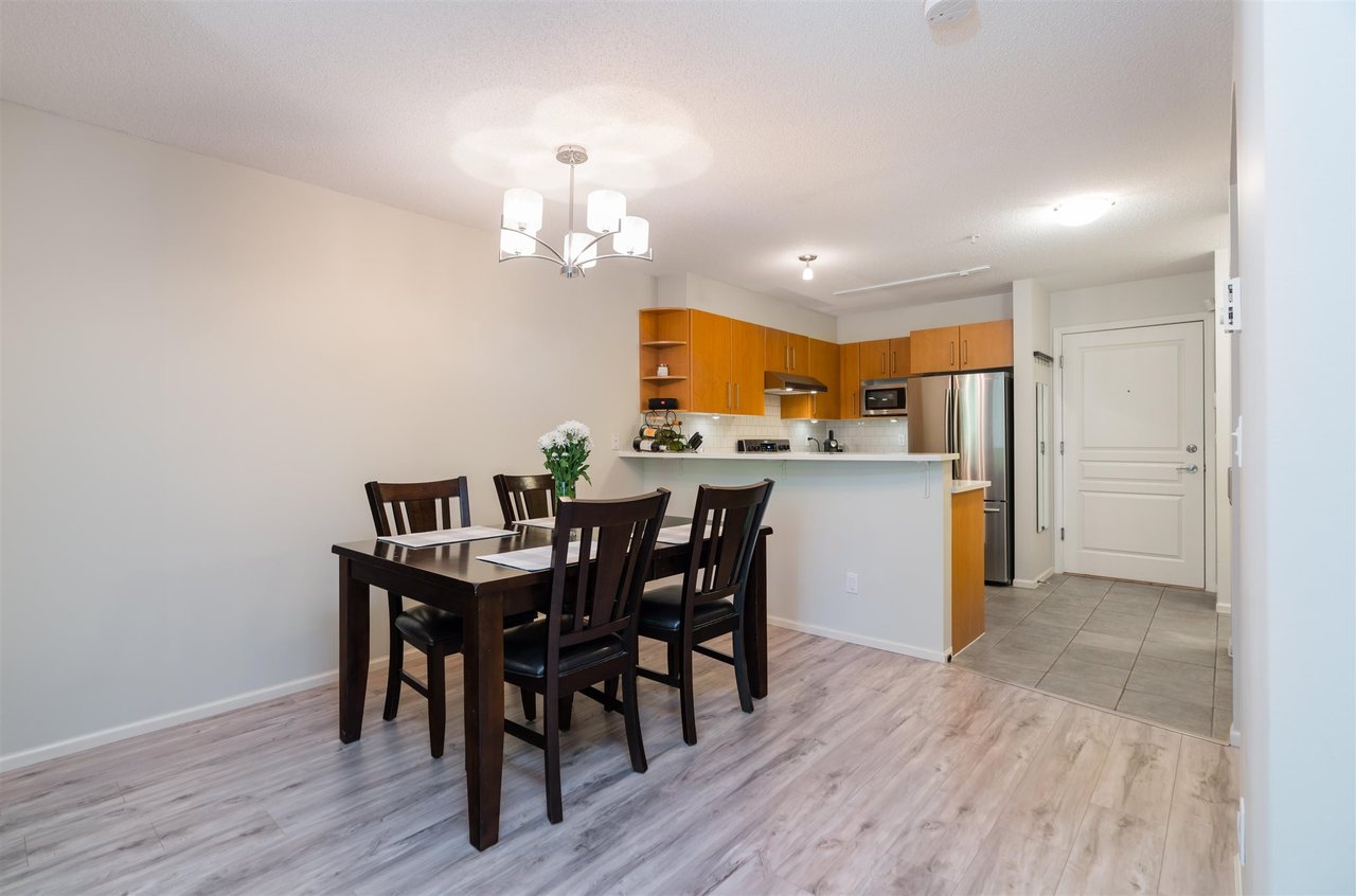 206-7330 Salisbury Ave