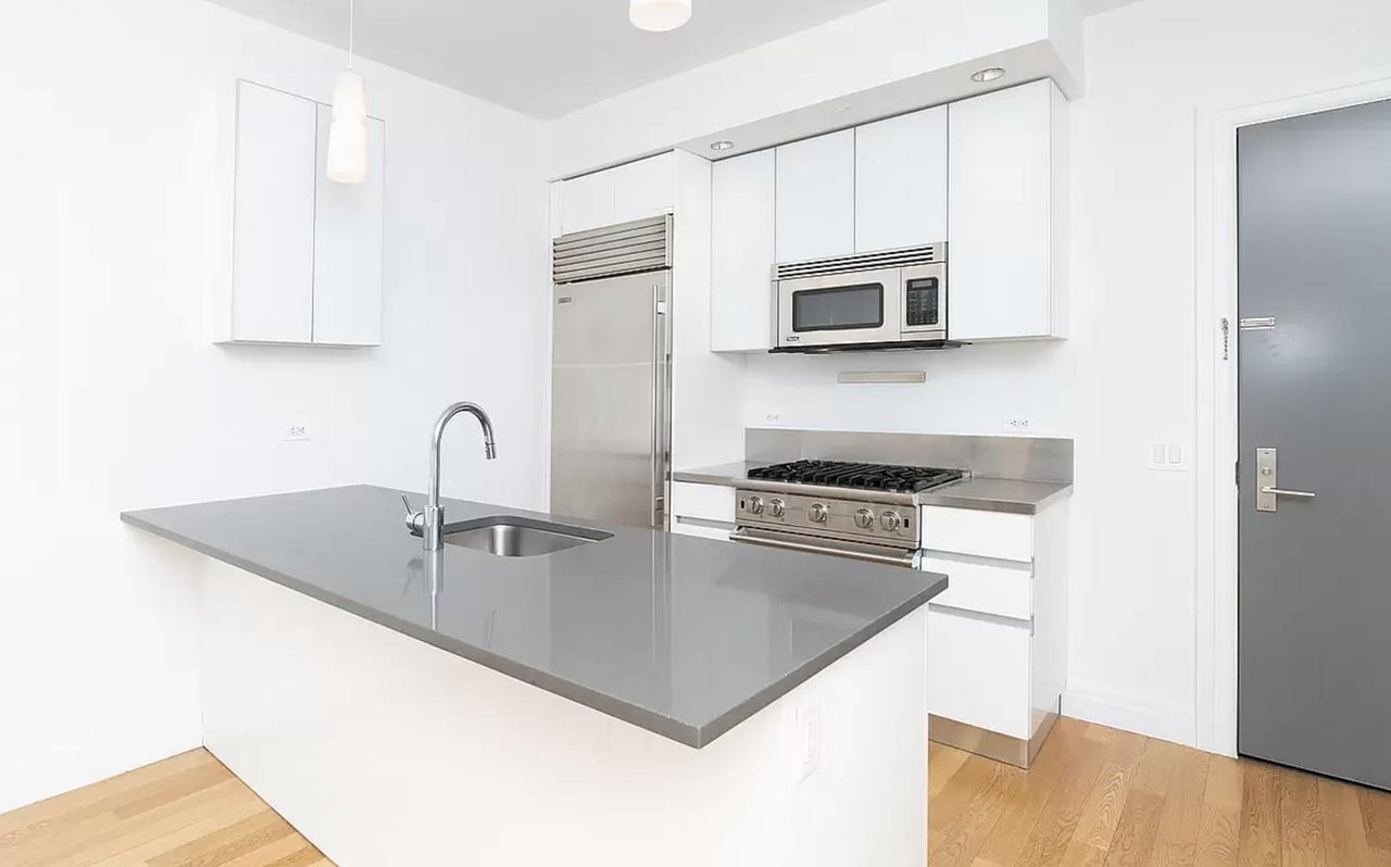 554 West 54th Street, Apt 24-H