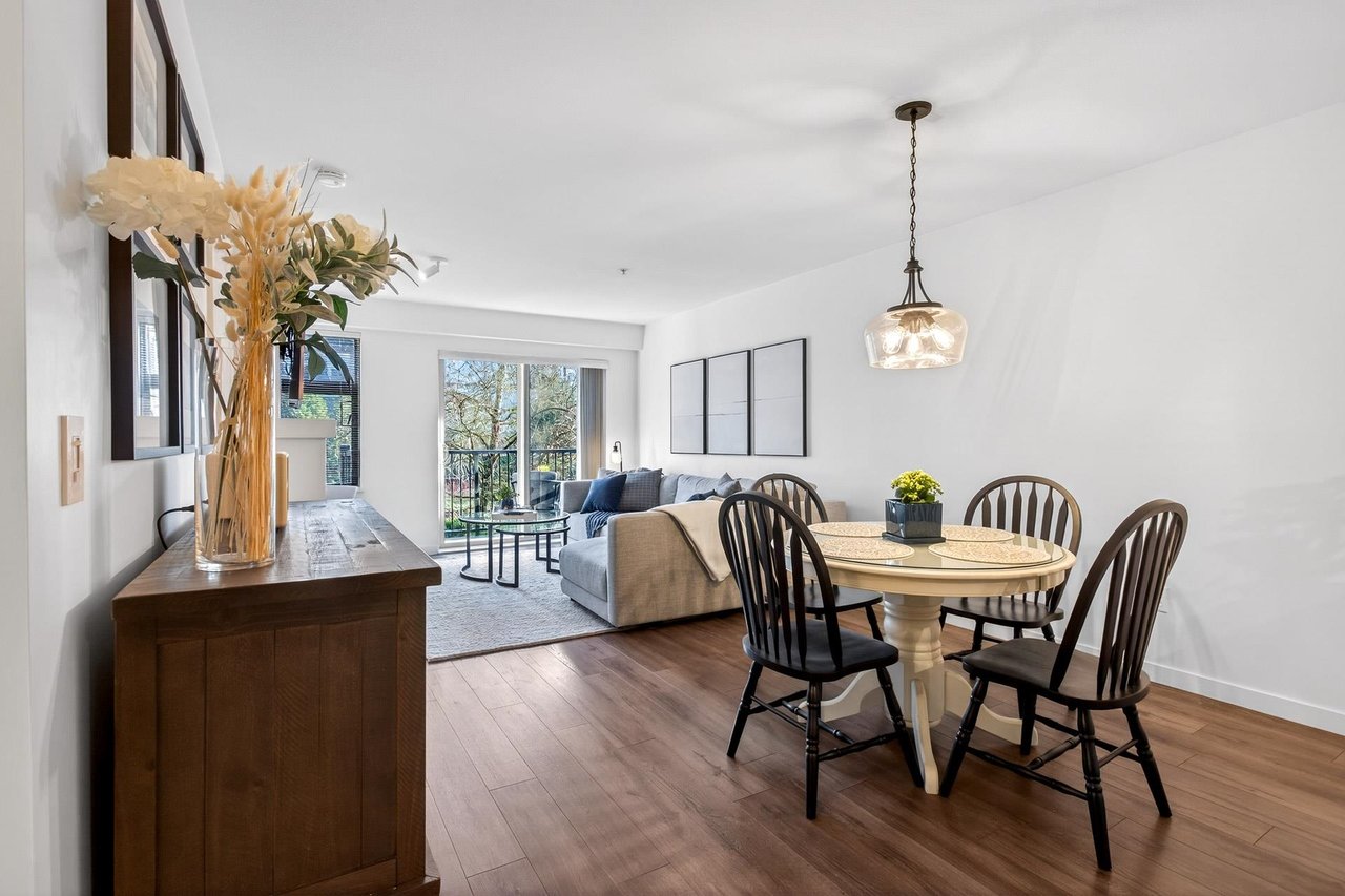 207-500 Klahanie Drive, Port Moody