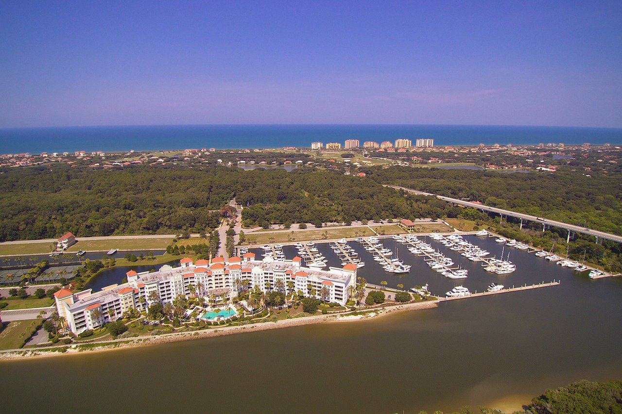 Yacht Harbor Village