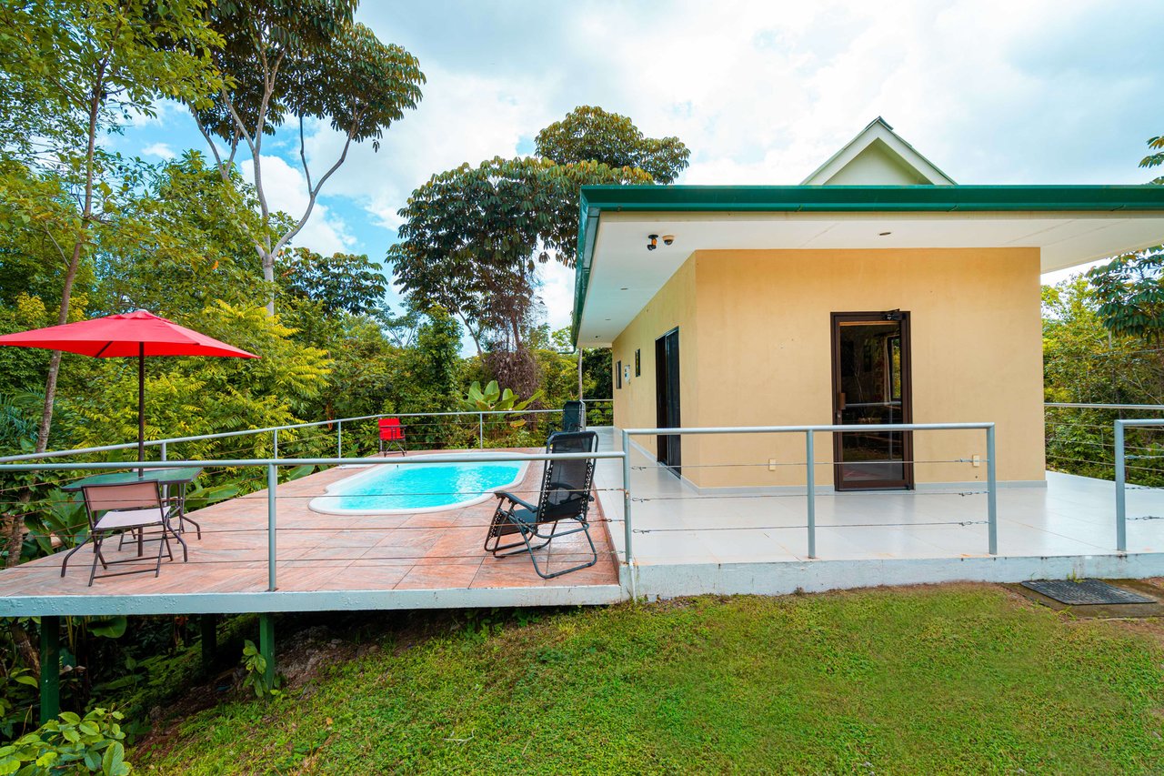  Affordable & Charming 1 bedroom Villa with Pool in gated community, immersed in the rainforest close to Quepos  
