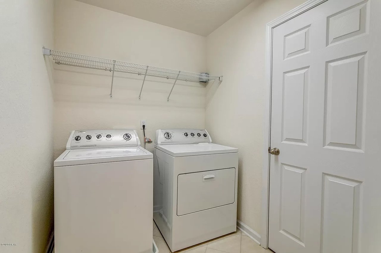 125 Sand Oak Blvd
