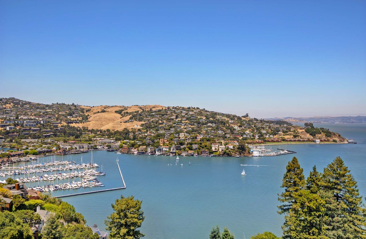 Iconic Belvedere View Estate