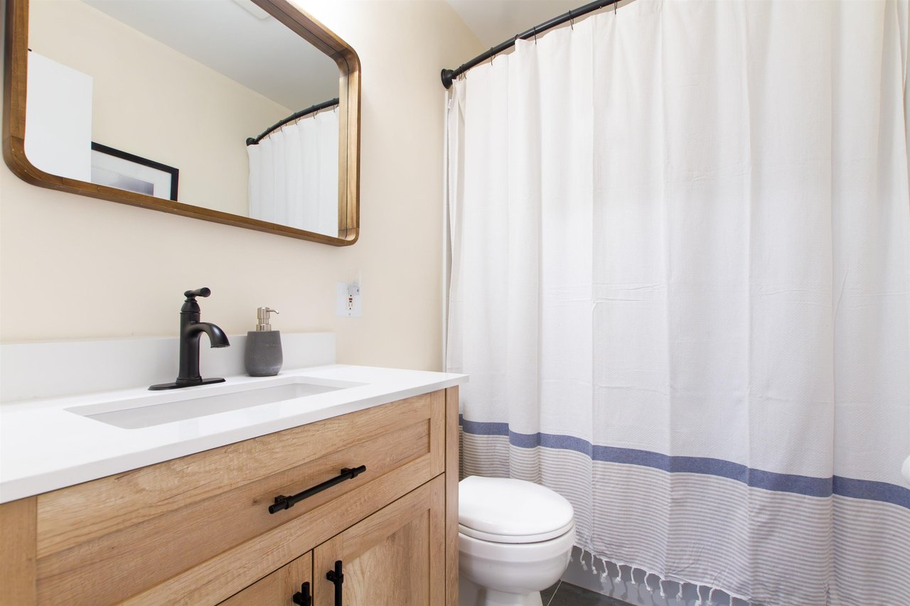 41551 Brennan Road, Squamish