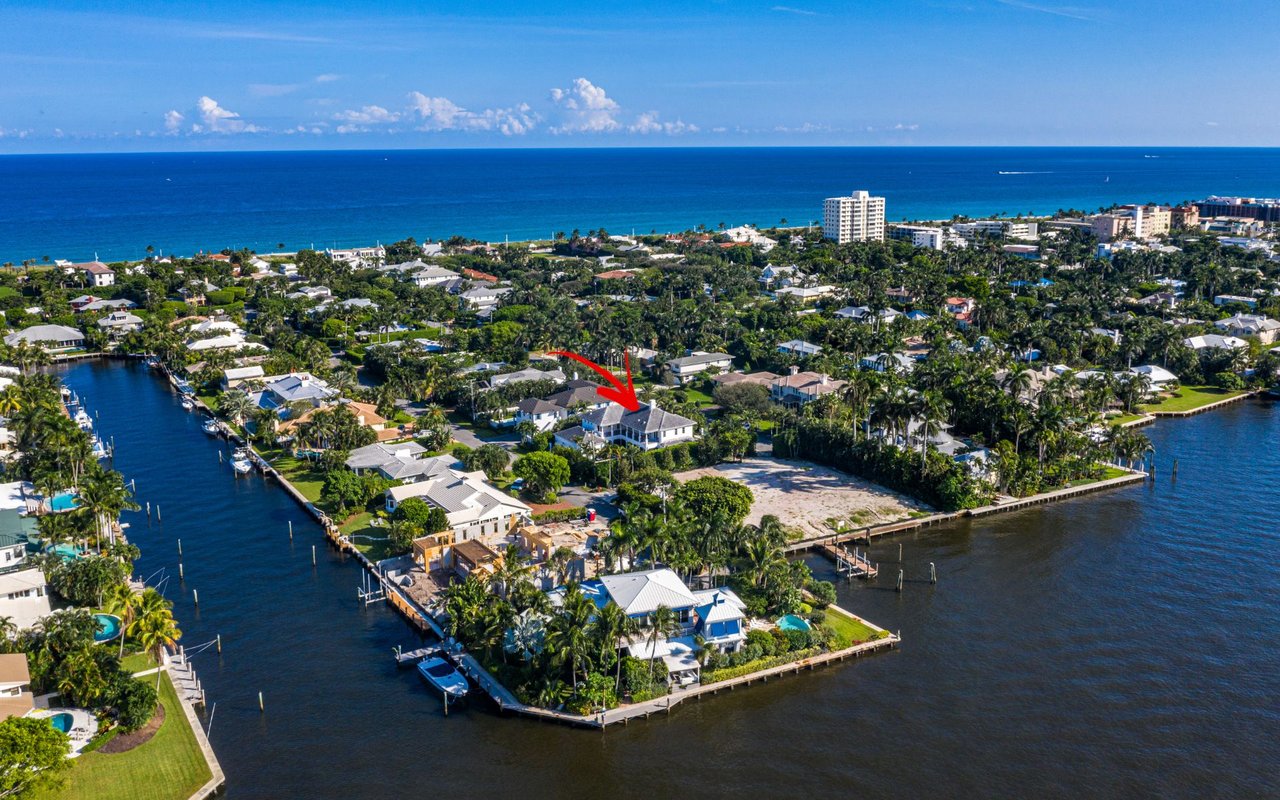 1041 Seaspray Ave