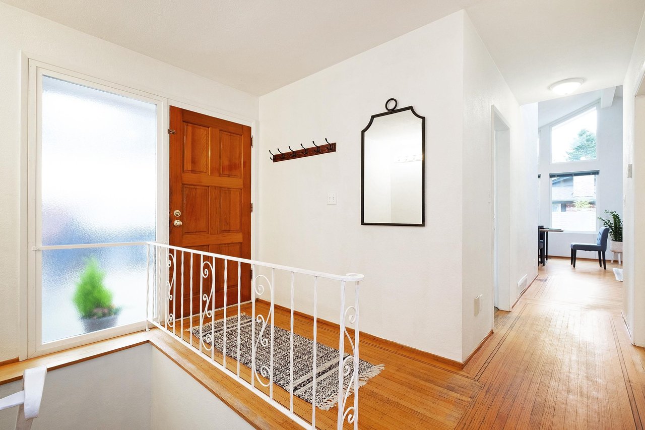 22 Glenmore Dr