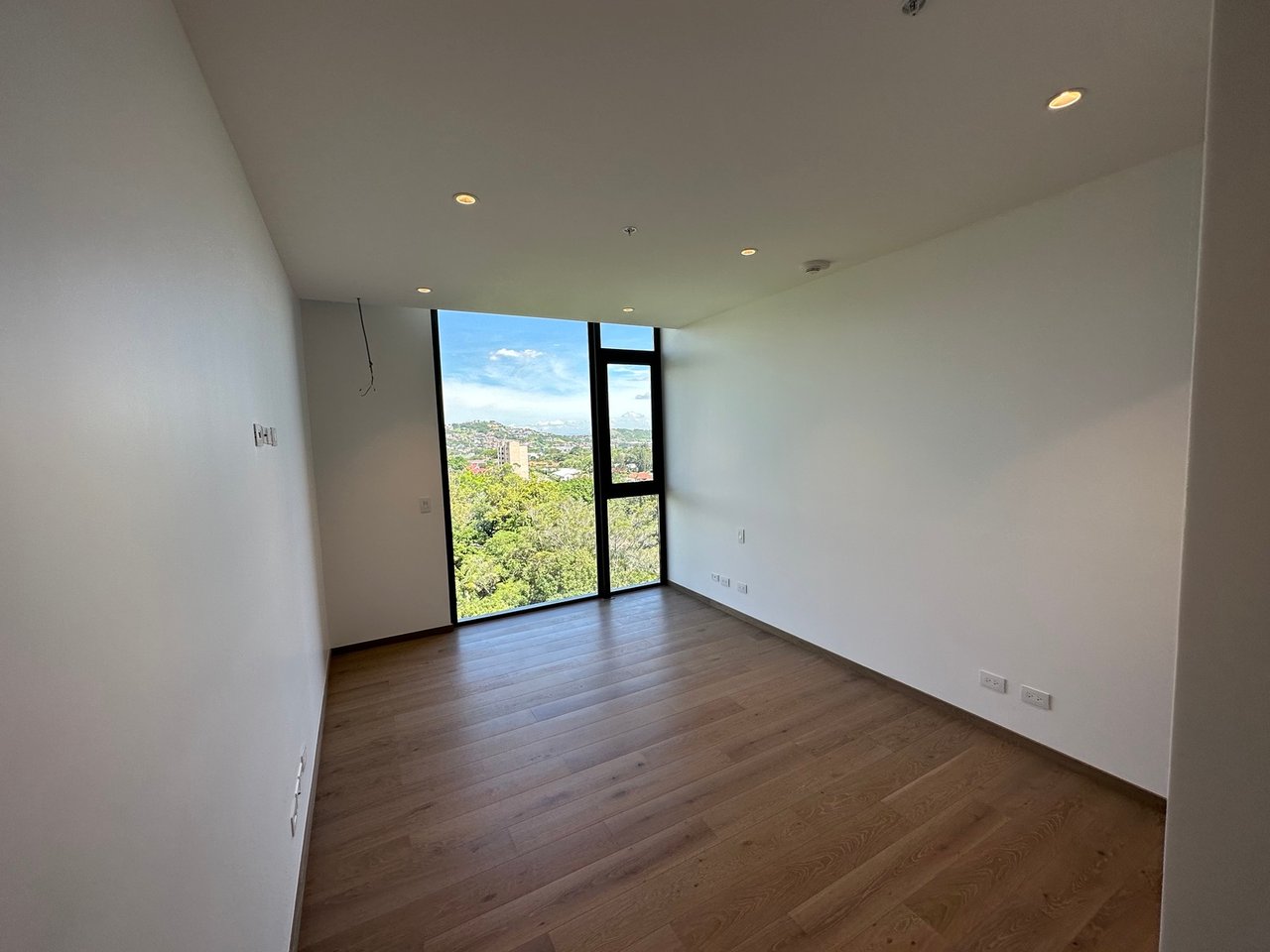 Panoramic View Luxury Penthouse, Escazu, San Jose
