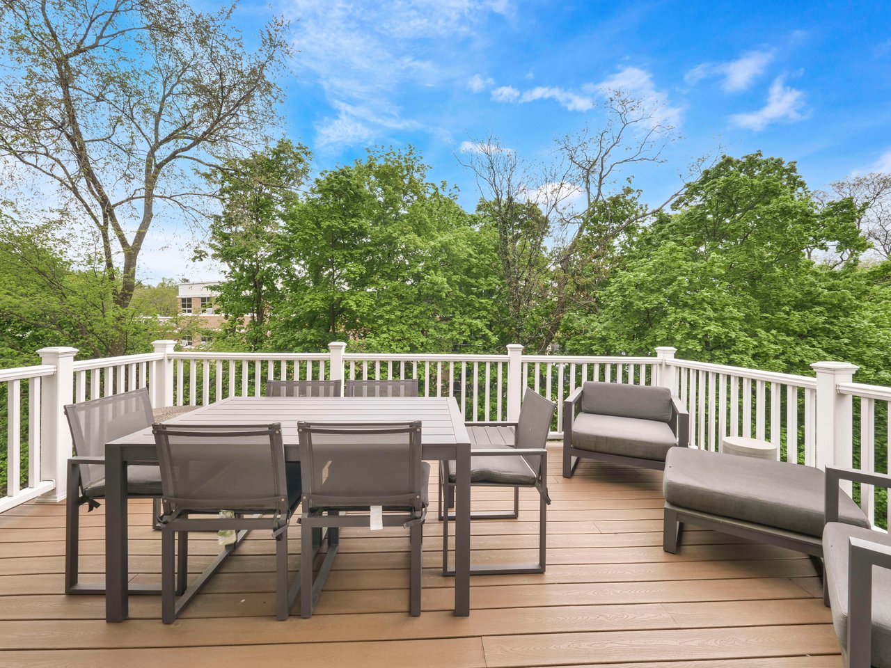 41 Woodstone Cir
