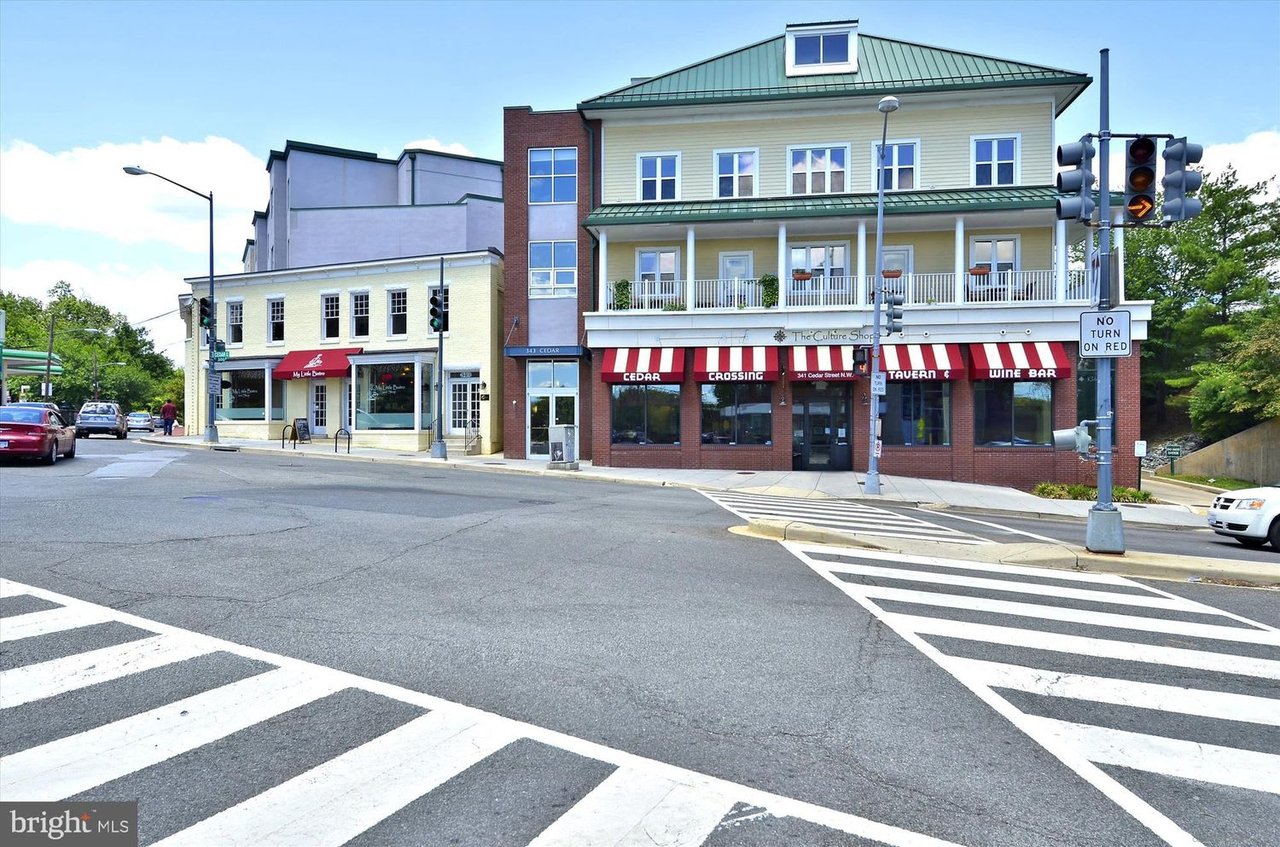 343 Cedar St NW #310