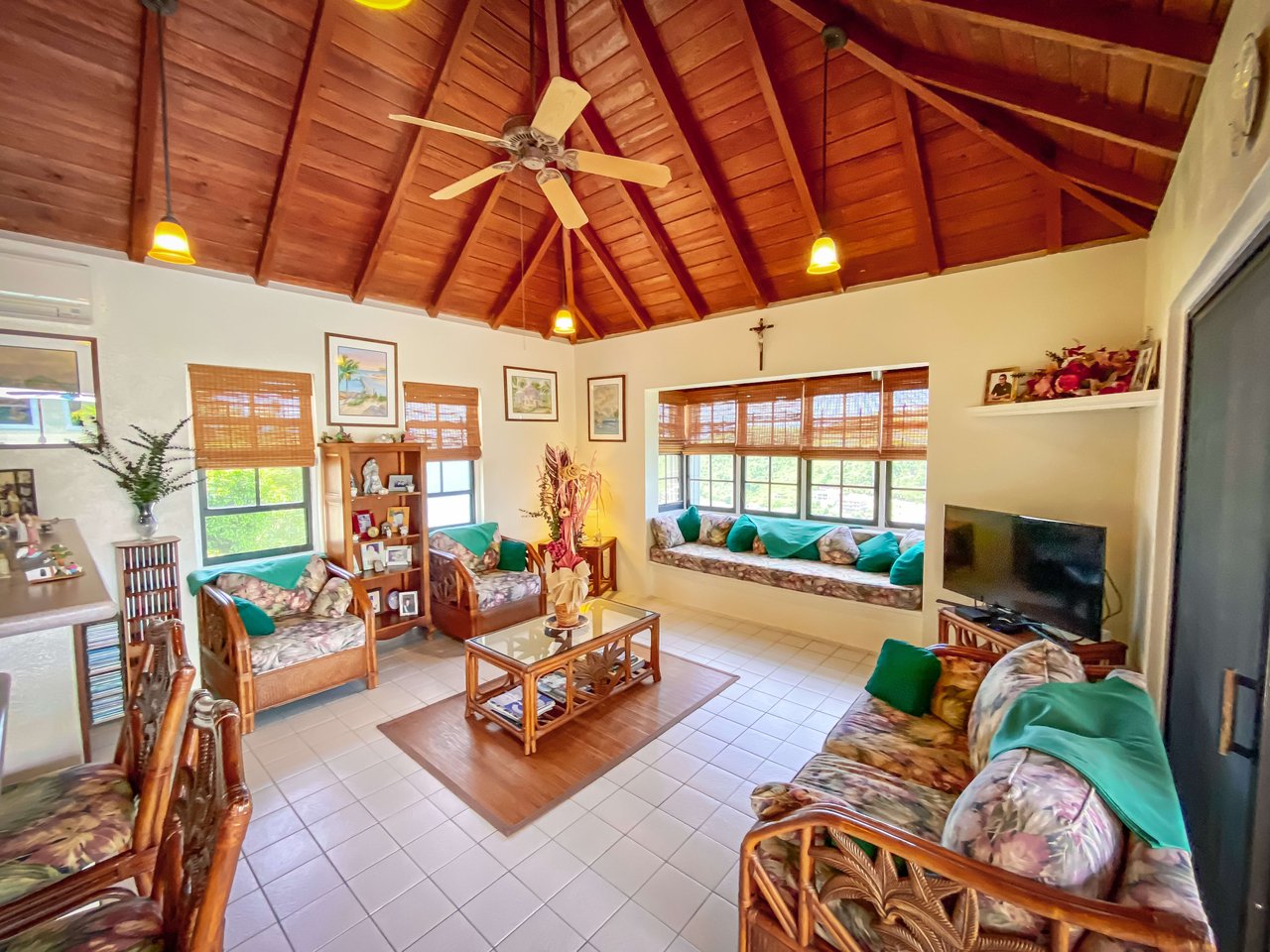 035 Villa Rosa