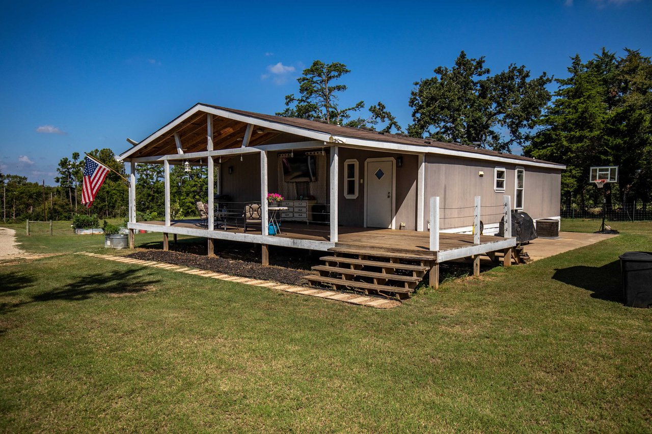 Little Brushy Creek Hideaway