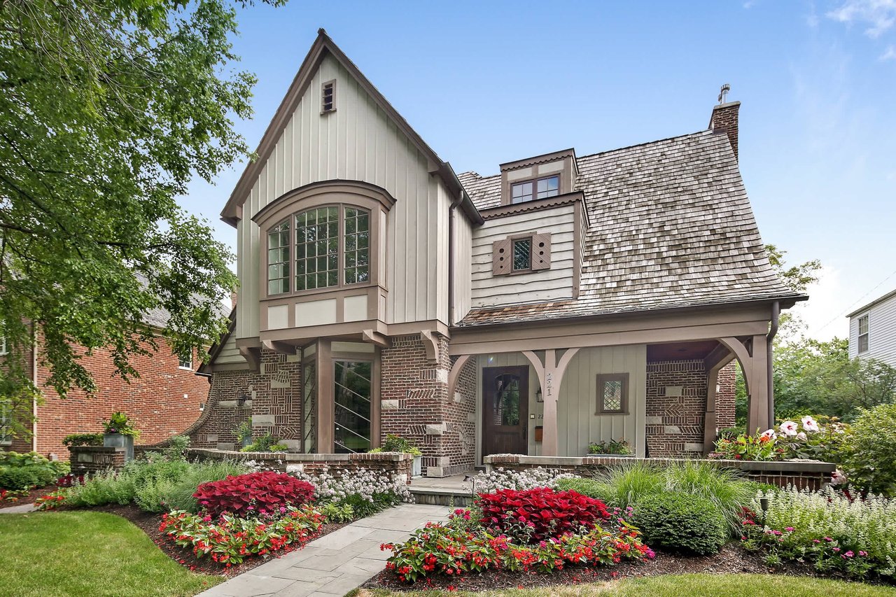 One of a Kind Zook Inspired Home