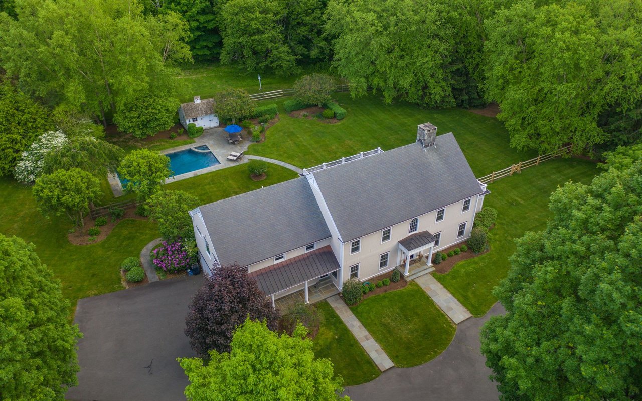 1615 Cross Highway