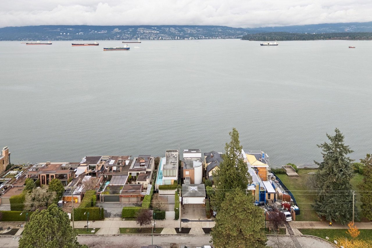 3243 Point Grey Rd