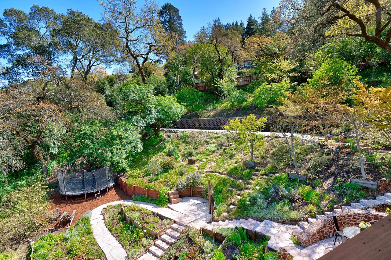 880 Bolinas Road, Fairfax