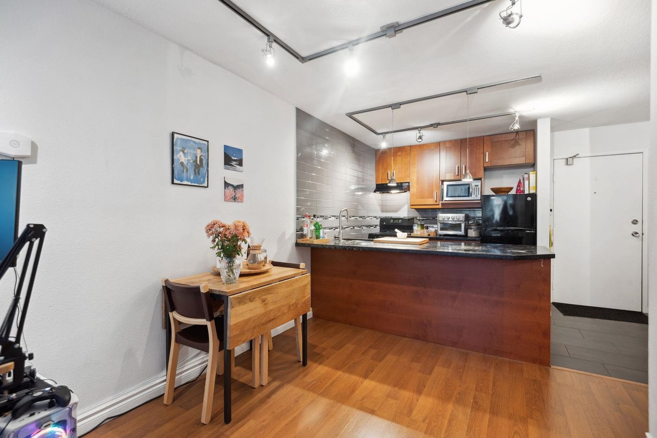 615-1330 Burrard St